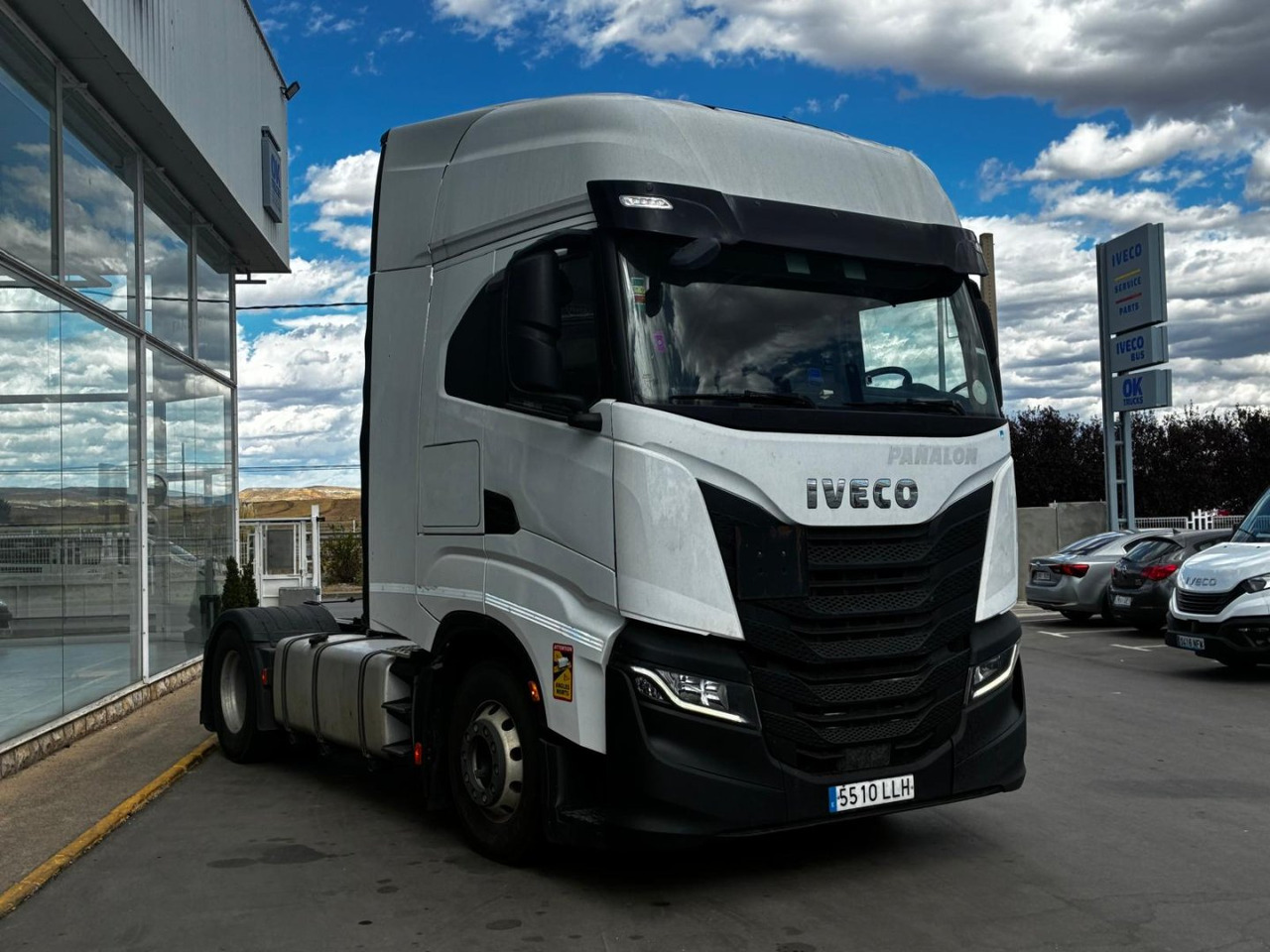 Cabeza Tractora IVECO 460 AUTOMATICO INTARDER ADR - Tractor unit: picture 3 Cabeza Tractora IVECO 460 AUTOMATICO INTARDER ADR - Tractor unit: picture 3