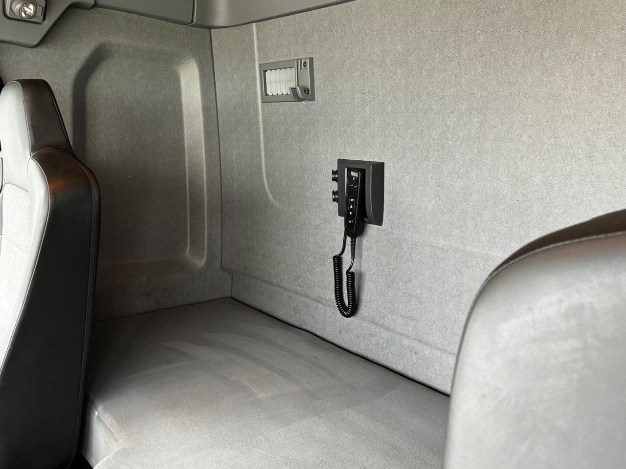 Tractor unit Cabeza Tractora Renault T480 AUTOMATICA INTARDER: picture 15