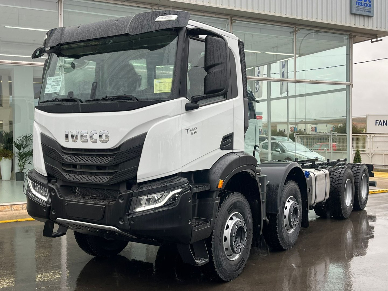 Volquete/Dumper IVECO IVECO T-WAY 510cv 8X4 - Cab chassis truck: picture 1 Volquete/Dumper IVECO IVECO T-WAY 510cv 8X4 - Cab chassis truck: picture 1