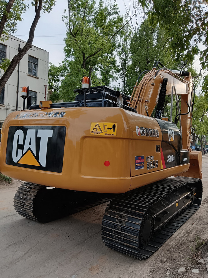 CAT 320D2L 320GC - Crawler excavator: picture 4 CAT 320D2L 320GC - Crawler excavator: picture 4