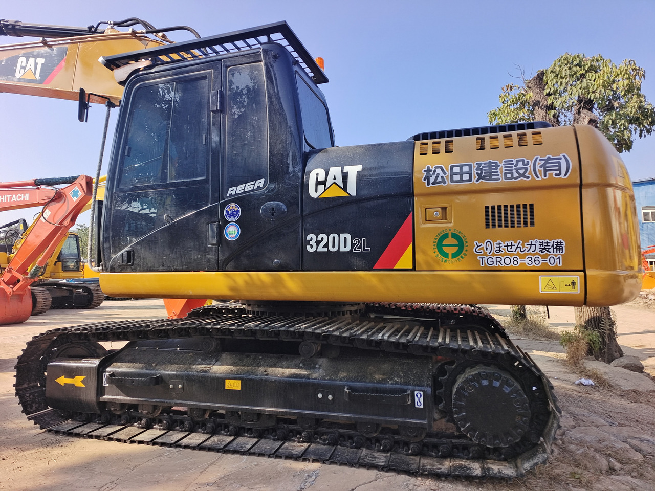 CAT 320D2L - Crawler excavator: picture 3 CAT 320D2L - Crawler excavator: picture 3