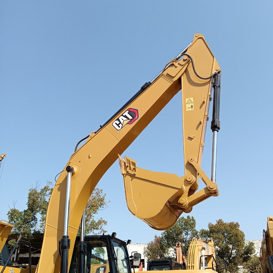 CATERPILLAR 320GC CAT 320 GC - Crawler excavator: picture 2 CATERPILLAR 320GC CAT 320 GC - Crawler excavator: picture 2