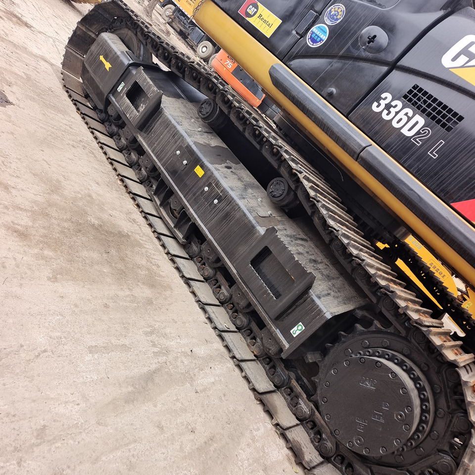 Crawler excavator CATERPILLAR 336D: picture 13