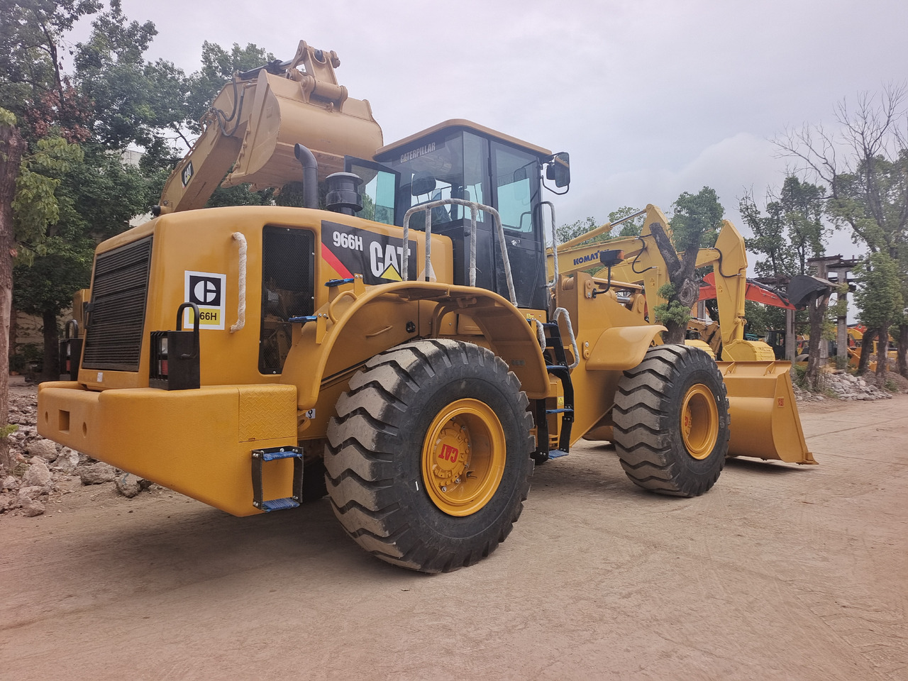 CATERPILLAR 966H CAT - Wheel loader: picture 3 CATERPILLAR 966H CAT - Wheel loader: picture 3