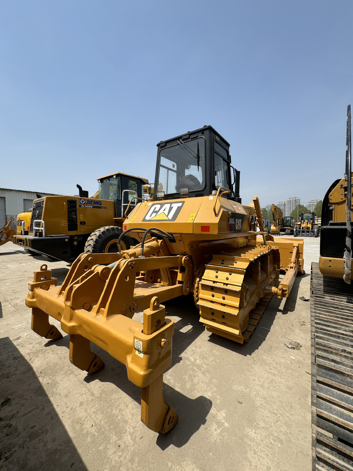 CATERPILLAR D6G CAT - Bulldozer: picture 2 CATERPILLAR D6G CAT - Bulldozer: picture 2