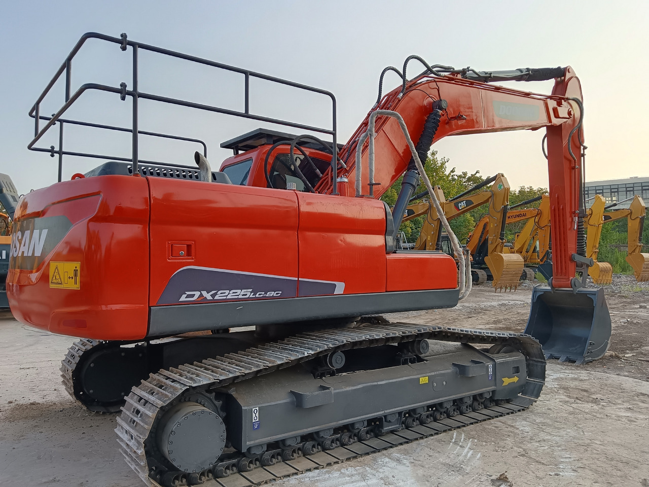 DOOSAN DX225LC-9C - Crawler excavator: picture 5 DOOSAN DX225LC-9C - Crawler excavator: picture 5