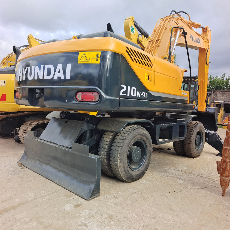 HYUNDAI 210W-9T 210W-9S - Wheel excavator: picture 2 HYUNDAI 210W-9T 210W-9S - Wheel excavator: picture 2