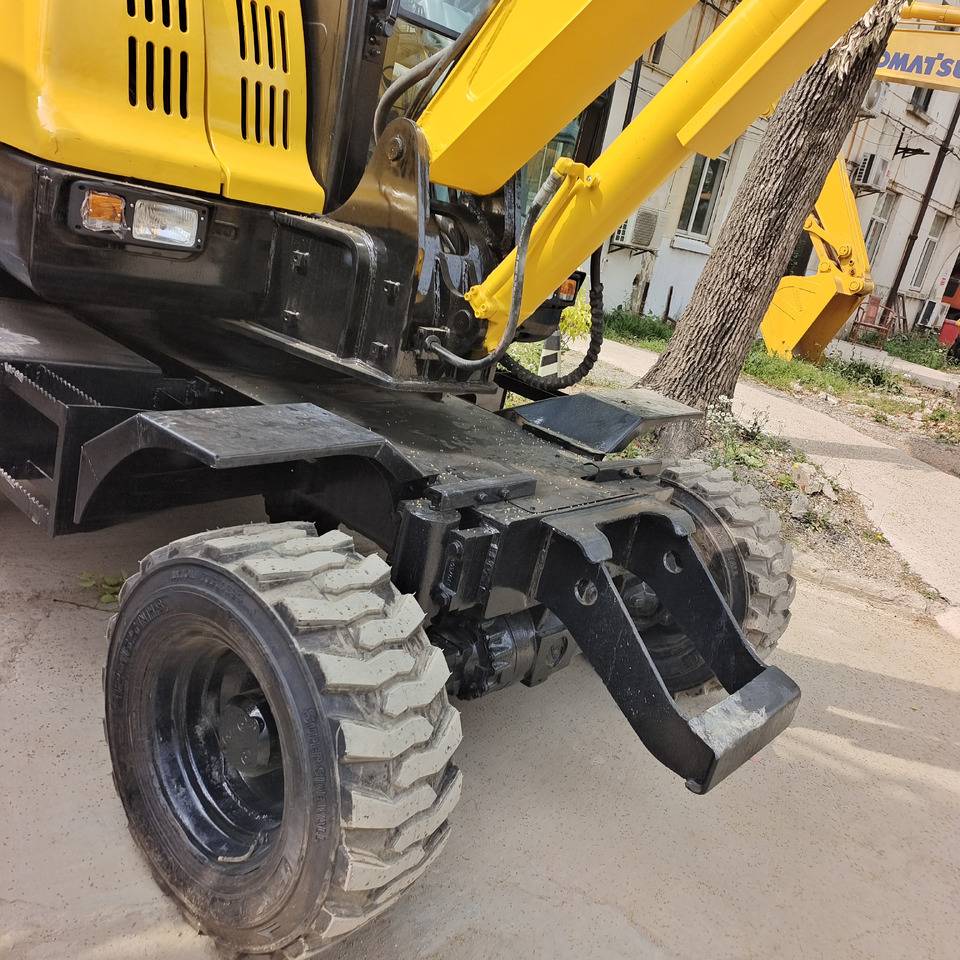 HYUNDAI R 60W - 7 - Wheel excavator: picture 4 HYUNDAI R 60W - 7 - Wheel excavator: picture 4