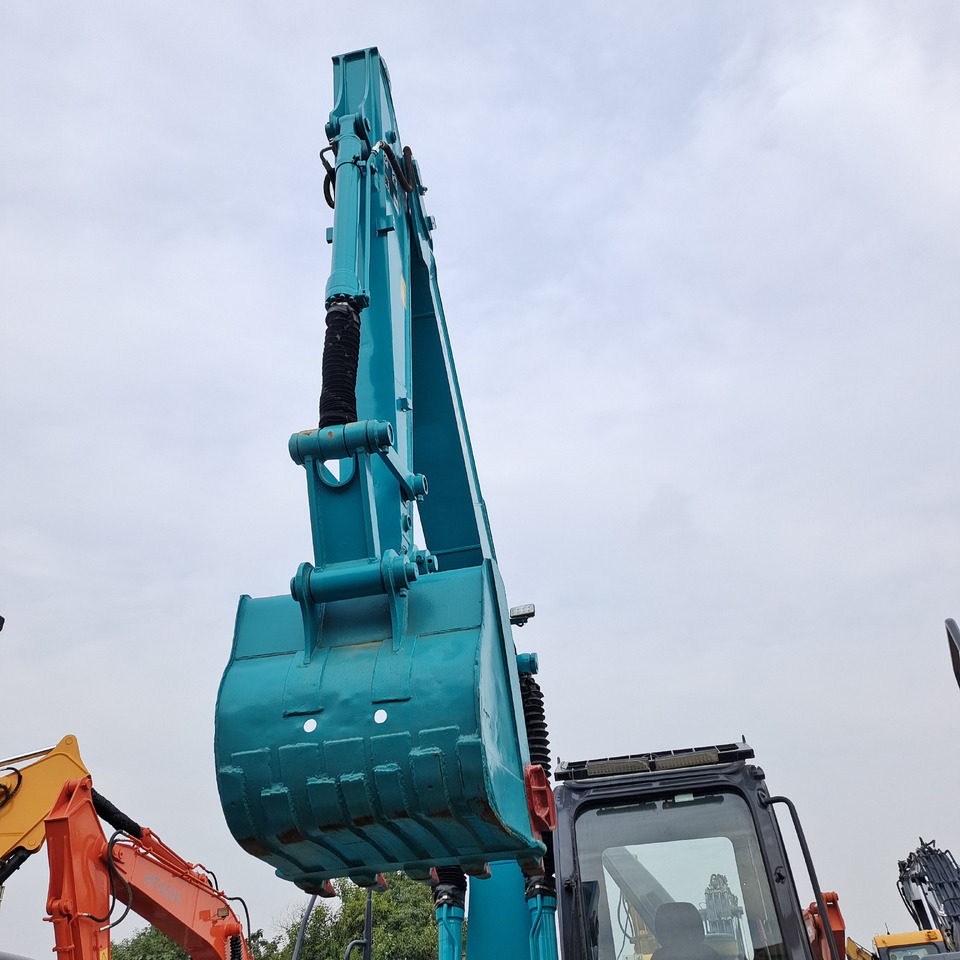 KOBELCO SK140 - Crawler excavator: picture 3 KOBELCO SK140 - Crawler excavator: picture 3