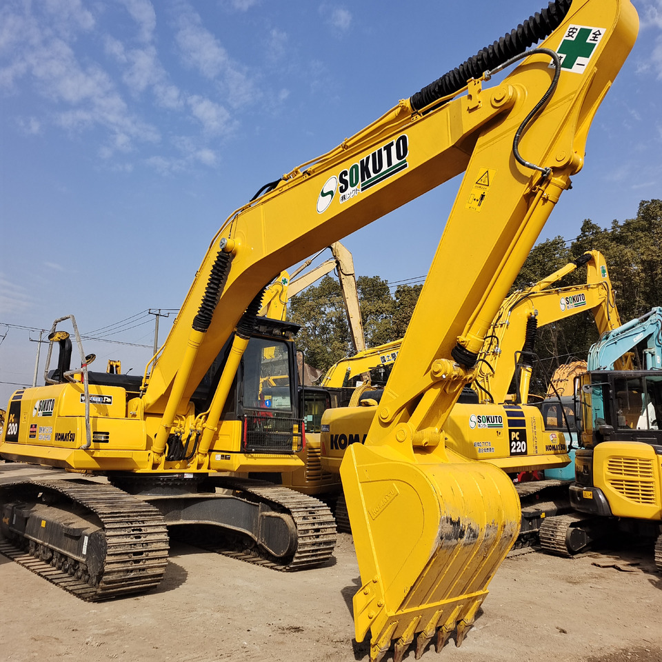 KOMATSU PC200-8 PC 200 - 8 - Crawler excavator: picture 4 KOMATSU PC200-8 PC 200 - 8 - Crawler excavator: picture 4