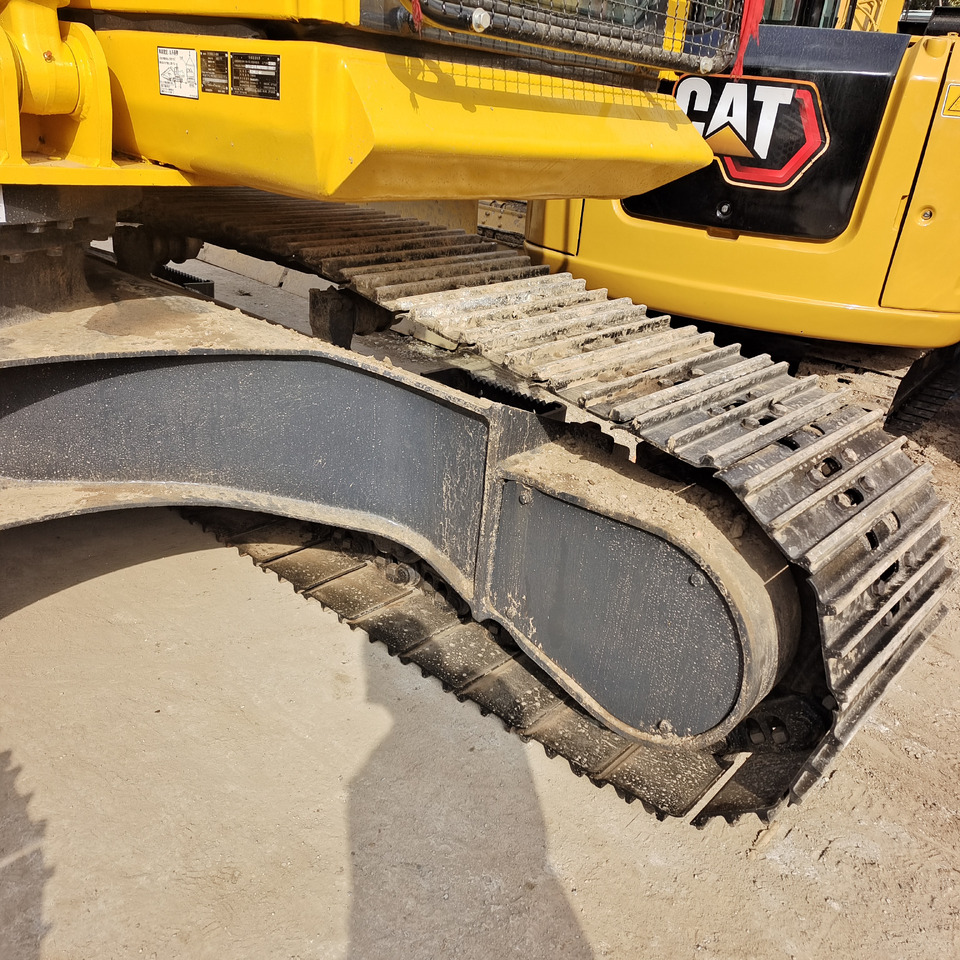 KOMATSU PC200-8 PC 200 - 8 - Crawler excavator: picture 3 KOMATSU PC200-8 PC 200 - 8 - Crawler excavator: picture 3
