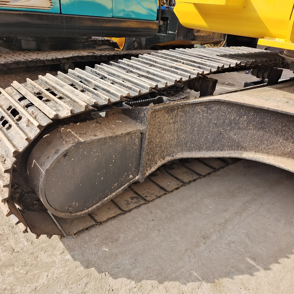 KOMATSU PC200-8 PC 200 - 8 - Crawler excavator: picture 2 KOMATSU PC200-8 PC 200 - 8 - Crawler excavator: picture 2