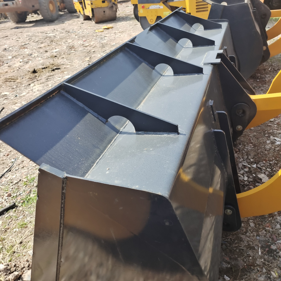 LIUGONG 836 - Wheel loader: picture 5 LIUGONG 836 - Wheel loader: picture 5