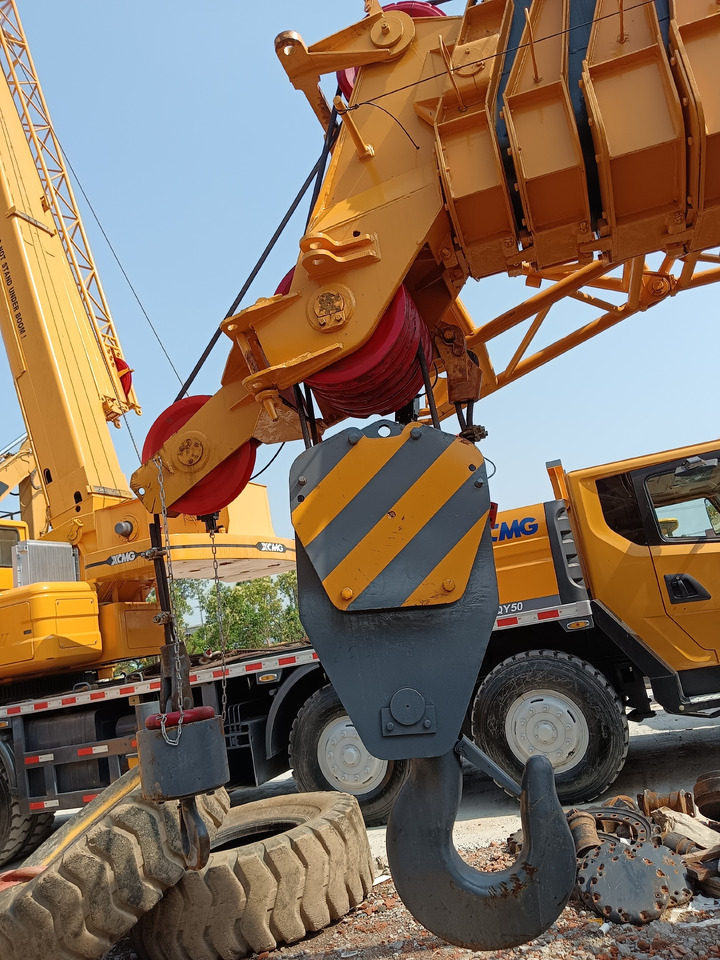 XCMG QY70KⅡ - Mobile crane: picture 2 XCMG QY70KⅡ - Mobile crane: picture 2