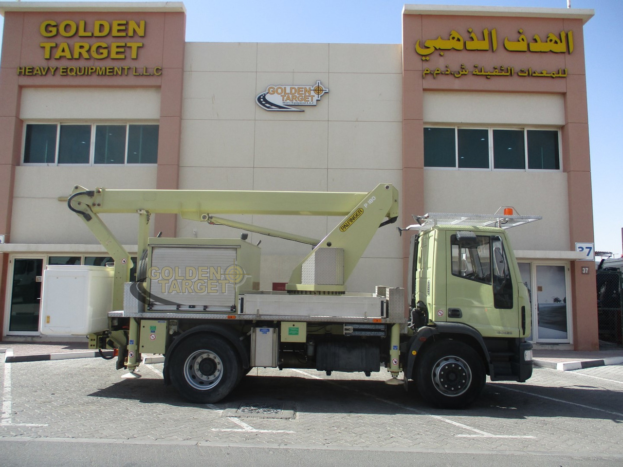 Iveco EURO CARGO 180E28 4x2 PALFINGER P180 Manlift - Truck mounted aerial platform: picture 5 Iveco EURO CARGO 180E28 4x2 PALFINGER P180 Manlift - Truck mounted aerial platform: picture 5
