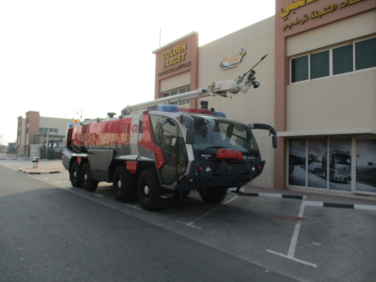 MAN FLF PANTHER 8x8 Airport Fire Truck - Fire truck: picture 1 MAN FLF PANTHER 8x8 Airport Fire Truck - Fire truck: picture 1