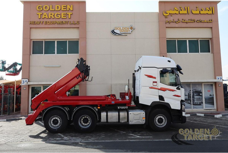 Renault 480 - Skip loader truck: picture 2 Renault 480 - Skip loader truck: picture 2