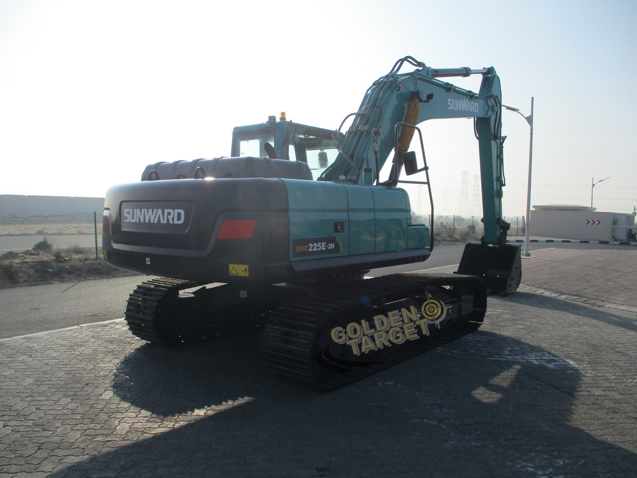 SUNWARD SWE225E-3H Hydraulic Excavator - Crawler excavator: picture 3 SUNWARD SWE225E-3H Hydraulic Excavator - Crawler excavator: picture 3