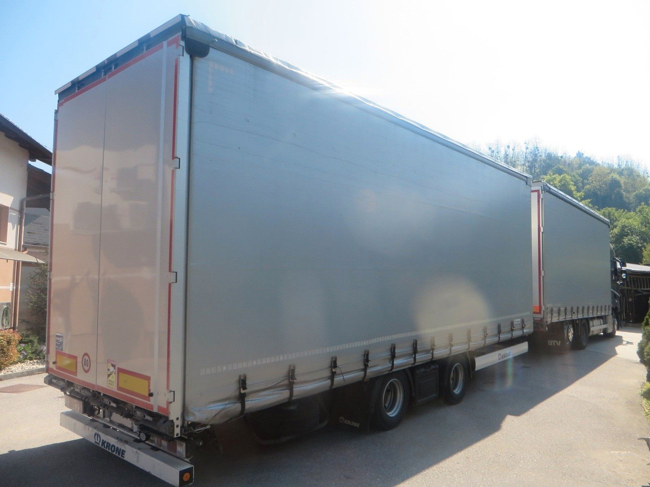 Renault T480 SC 6x2 tandem jumbo 116m3 - Curtainsider truck: picture 3 Renault T480 SC 6x2 tandem jumbo 116m3 - Curtainsider truck: picture 3