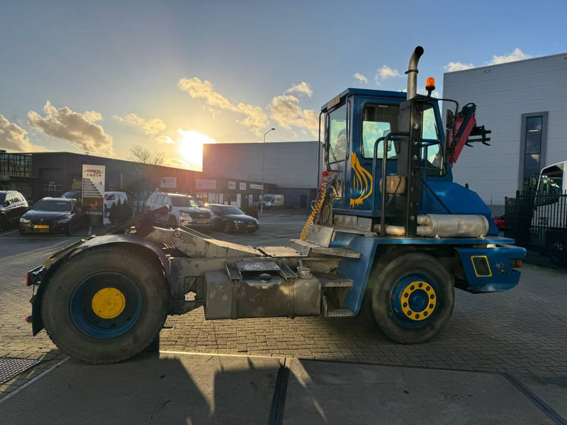 Terberg YT 180 - Terminal tractor: picture 5 Terberg YT 180 - Terminal tractor: picture 5