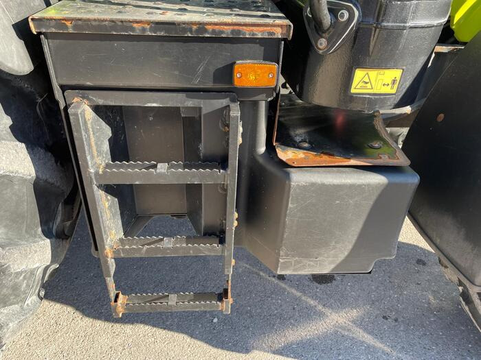 Leasing of Claas Arion 650 Claas Arion 650: picture 16