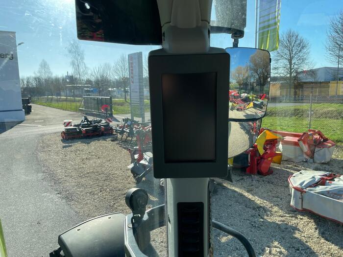 Leasing of Claas Arion 650 Claas Arion 650: picture 12