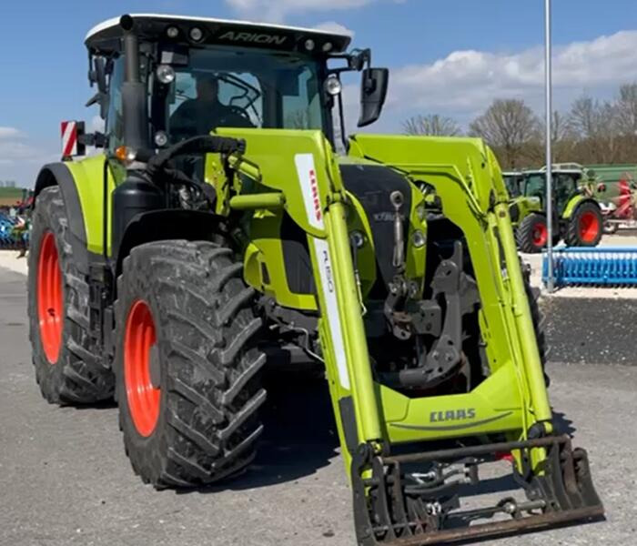 Claas Arion 650 - Farm tractor: picture 1 Claas Arion 650 - Farm tractor: picture 1