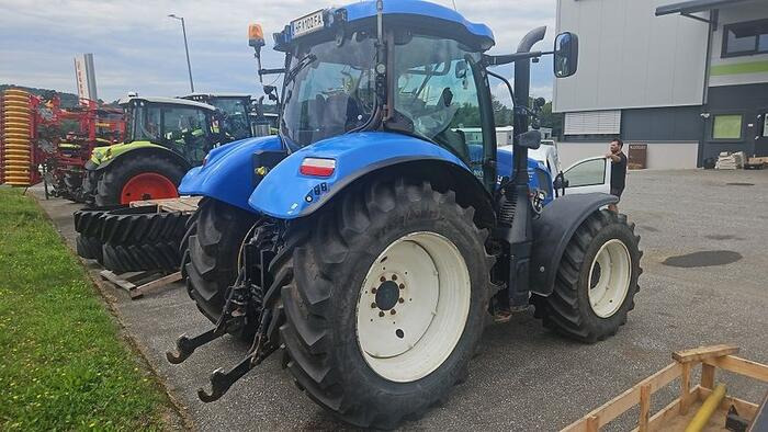 New Holland T6.160 Auto Command - Farm tractor: picture 3 New Holland T6.160 Auto Command - Farm tractor: picture 3