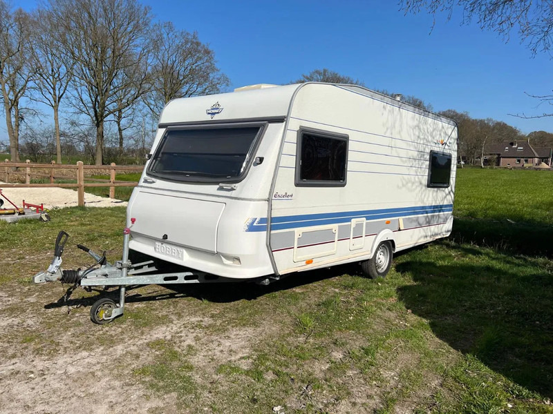 Hobby Excellent zeer nette caravan met voortent, luifel en fietsendrager! - Caravan: picture 1 Hobby Excellent zeer nette caravan met voortent, luifel en fietsendrager! - Caravan: picture 1