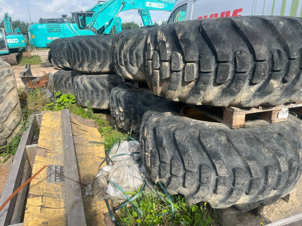 Ponsse Elephant - Wheel and tire package for Forestry equipment: picture 4 Ponsse Elephant - Wheel and tire package for Forestry equipment: picture 4