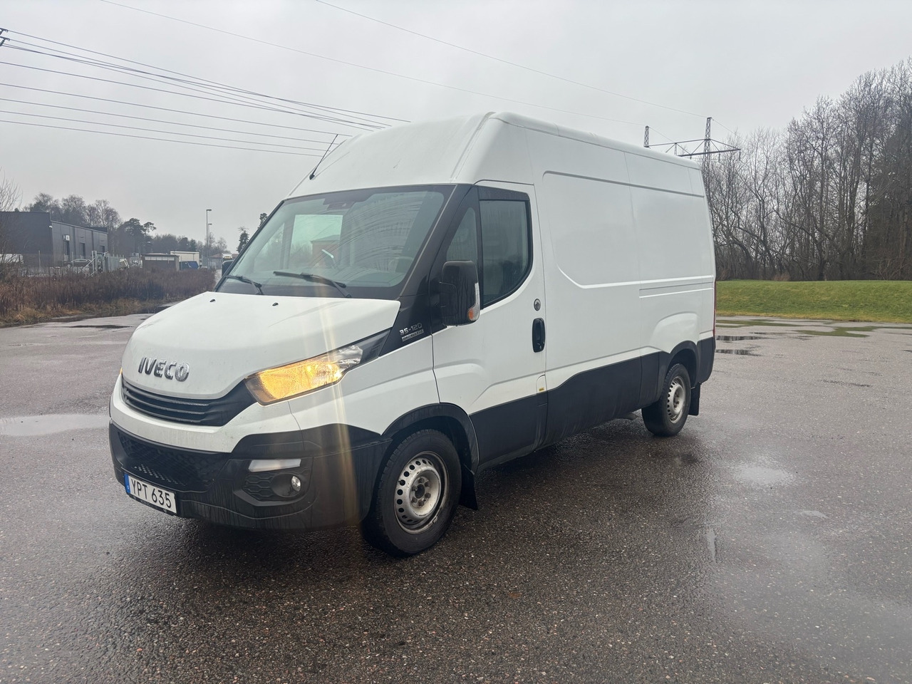 Skåpbil Iveco Daily 35S12 -2018 - Panel van: picture 1 Skåpbil Iveco Daily 35S12 -2018 - Panel van: picture 1