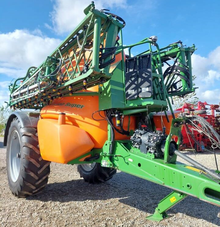 Amazone UX 6200 Super 36-24m med GPS - Trailed sprayer: picture 4 Amazone UX 6200 Super 36-24m med GPS - Trailed sprayer: picture 4