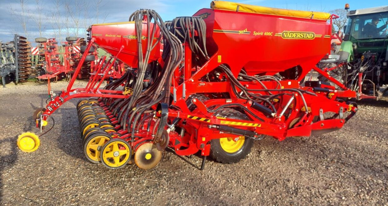Väderstad Spirit 400 C med BioDrill - Seed drill: picture 1 Väderstad Spirit 400 C med BioDrill - Seed drill: picture 1
