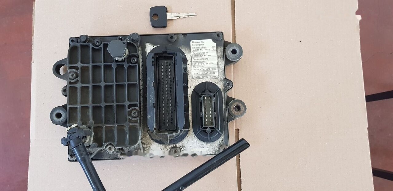 A 014 447 1040 Mercedes-Benz ACTROS - ECU for Truck: picture 2 A 014 447 1040 Mercedes-Benz ACTROS - ECU for Truck: picture 2