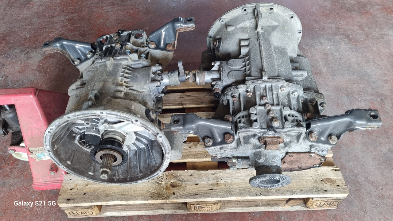 MERCEDES ATEGO 2 ATEGO 2 G 60-6 - Gearbox: picture 2 MERCEDES ATEGO 2 ATEGO 2 G 60-6 - Gearbox: picture 2