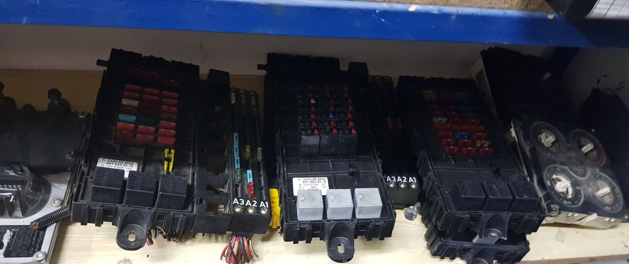 Mercedes-Benz CPC/FR Mercedes-Benz ACTROS - ECU for Truck: picture 1 Mercedes-Benz CPC/FR Mercedes-Benz ACTROS - ECU for Truck: picture 1