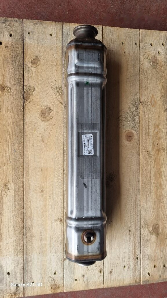 Mercedes-Benz EXHAUST GAS COULER A 4721401675 Mercedes-Benz ACTROS MP4 - Engine and parts for Truck: picture 4 Mercedes-Benz EXHAUST GAS COULER A 4721401675 Mercedes-Benz ACTROS MP4 - Engine and parts for Truck: picture 4