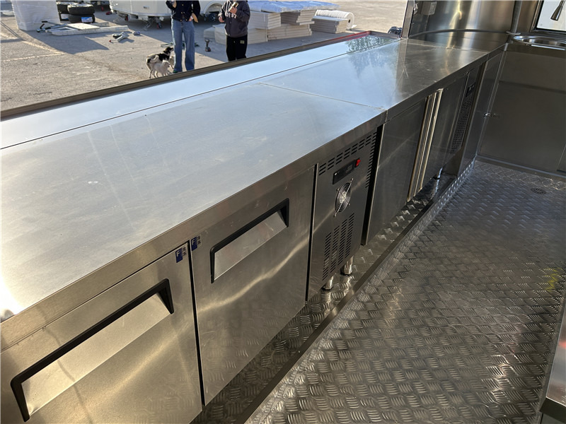 New Vending trailer Burger Van Smash Burger Trailer |Handcrafted Burgers & Fries Food Truck: picture 16