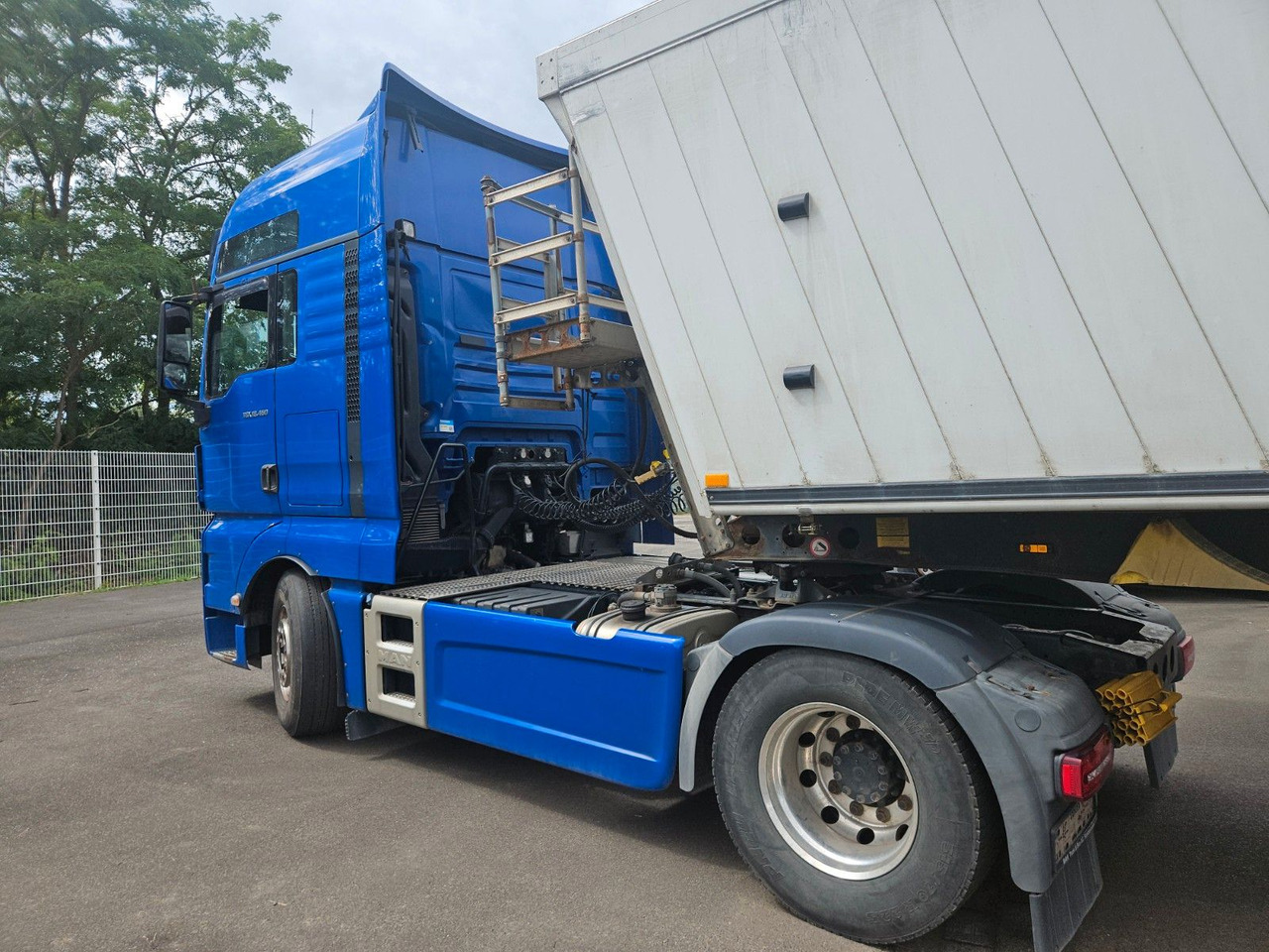 MAN TGX 18.460 XXL Kipp-, Schubbodenhydraulik - Tractor unit: picture 4 MAN TGX 18.460 XXL Kipp-, Schubbodenhydraulik - Tractor unit: picture 4