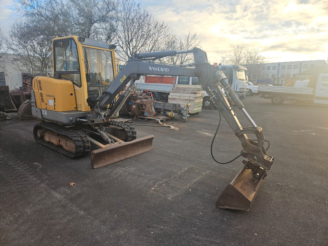 Volvo EC 30 Minibagger - Mini excavator: picture 2 Volvo EC 30 Minibagger - Mini excavator: picture 2
