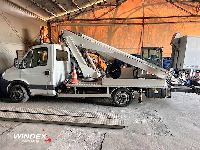 Multitel 160 Alu DS - Truck mounted aerial platform: picture 2 Multitel 160 Alu DS - Truck mounted aerial platform: picture 2