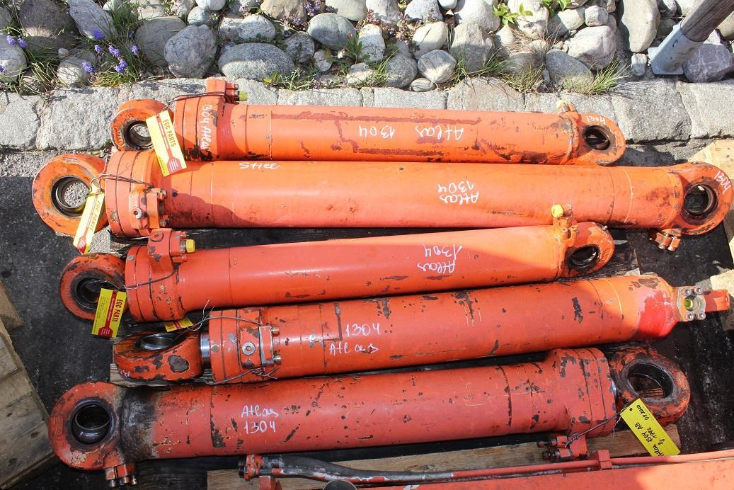Atlas 1304 - Hydraulic cylinder for Construction machinery: picture 3 Atlas 1304 - Hydraulic cylinder for Construction machinery: picture 3