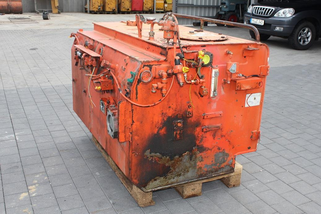 Atlas 1804 - Hydraulic tank for Construction machinery: picture 3 Atlas 1804 - Hydraulic tank for Construction machinery: picture 3