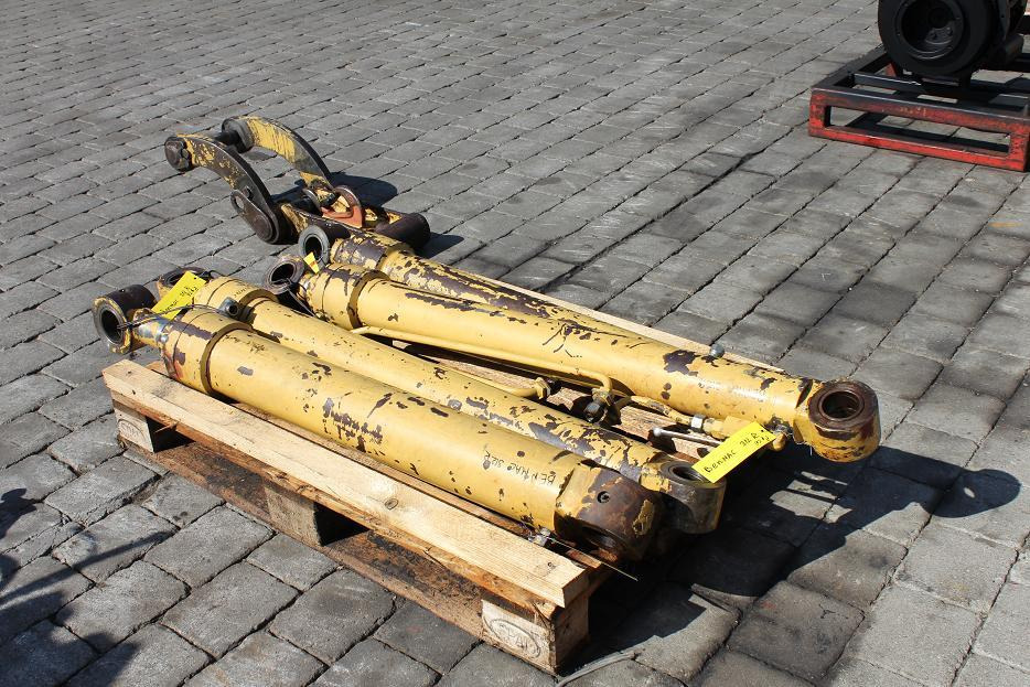 Benmac 3.12R - Hydraulic cylinder for Construction machinery: picture 4 Benmac 3.12R - Hydraulic cylinder for Construction machinery: picture 4