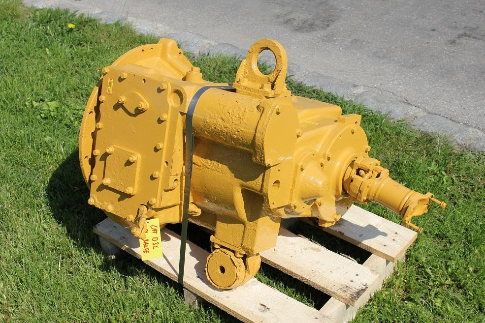 Caterpillar D 3 C - Gearbox for Construction machinery: picture 1 Caterpillar D 3 C - Gearbox for Construction machinery: picture 1