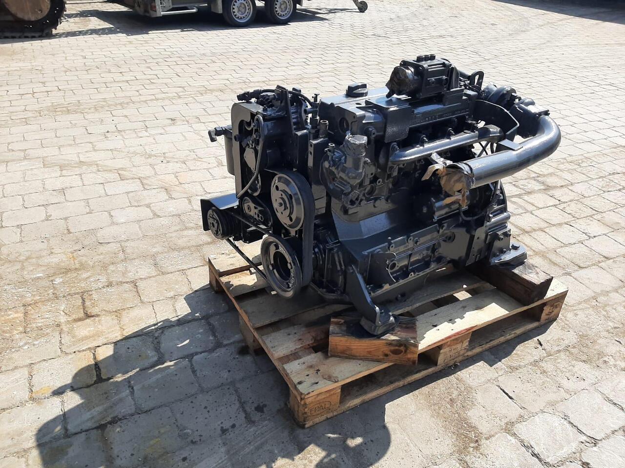 Deutz BF4M2012C aus Mecalac 714 - Engine for Construction machinery: picture 5 Deutz BF4M2012C aus Mecalac 714 - Engine for Construction machinery: picture 5