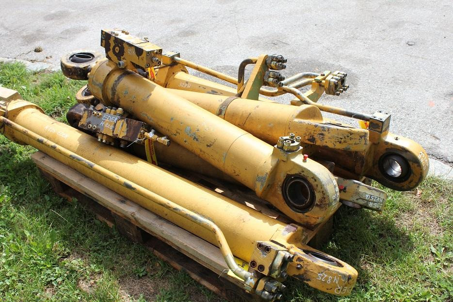 Eder M 825 - Hydraulic cylinder for Construction machinery: picture 5 Eder M 825 - Hydraulic cylinder for Construction machinery: picture 5