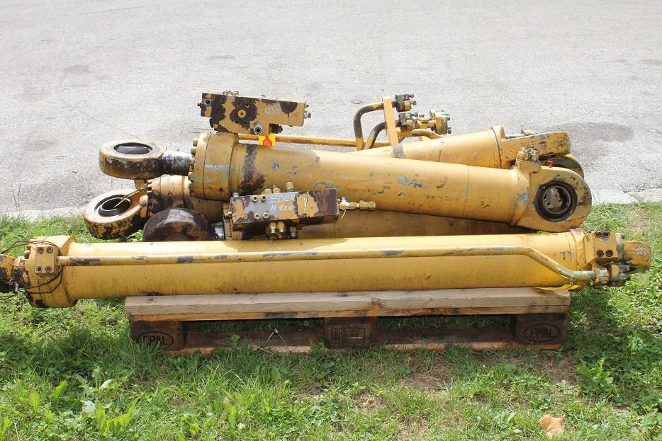 Eder M 825 - Hydraulic cylinder for Construction machinery: picture 4 Eder M 825 - Hydraulic cylinder for Construction machinery: picture 4