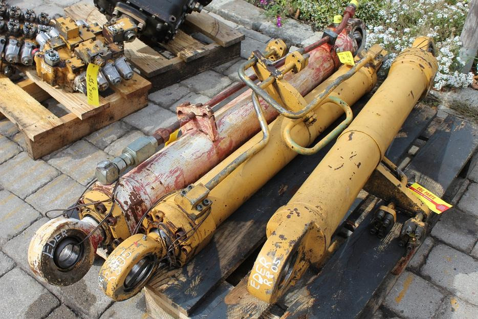 Eder R 805 - Hydraulic cylinder for Construction machinery: picture 1 Eder R 805 - Hydraulic cylinder for Construction machinery: picture 1