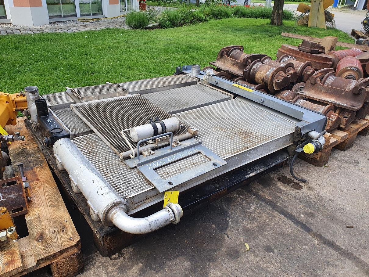 Hitachi ZX 250 LC N 3 - Cooling system for Construction machinery: picture 3 Hitachi ZX 250 LC N 3 - Cooling system for Construction machinery: picture 3